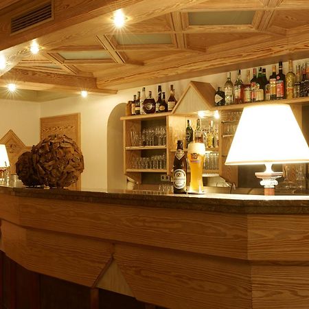 Alpin Stile Hotel Laion Buitenkant foto