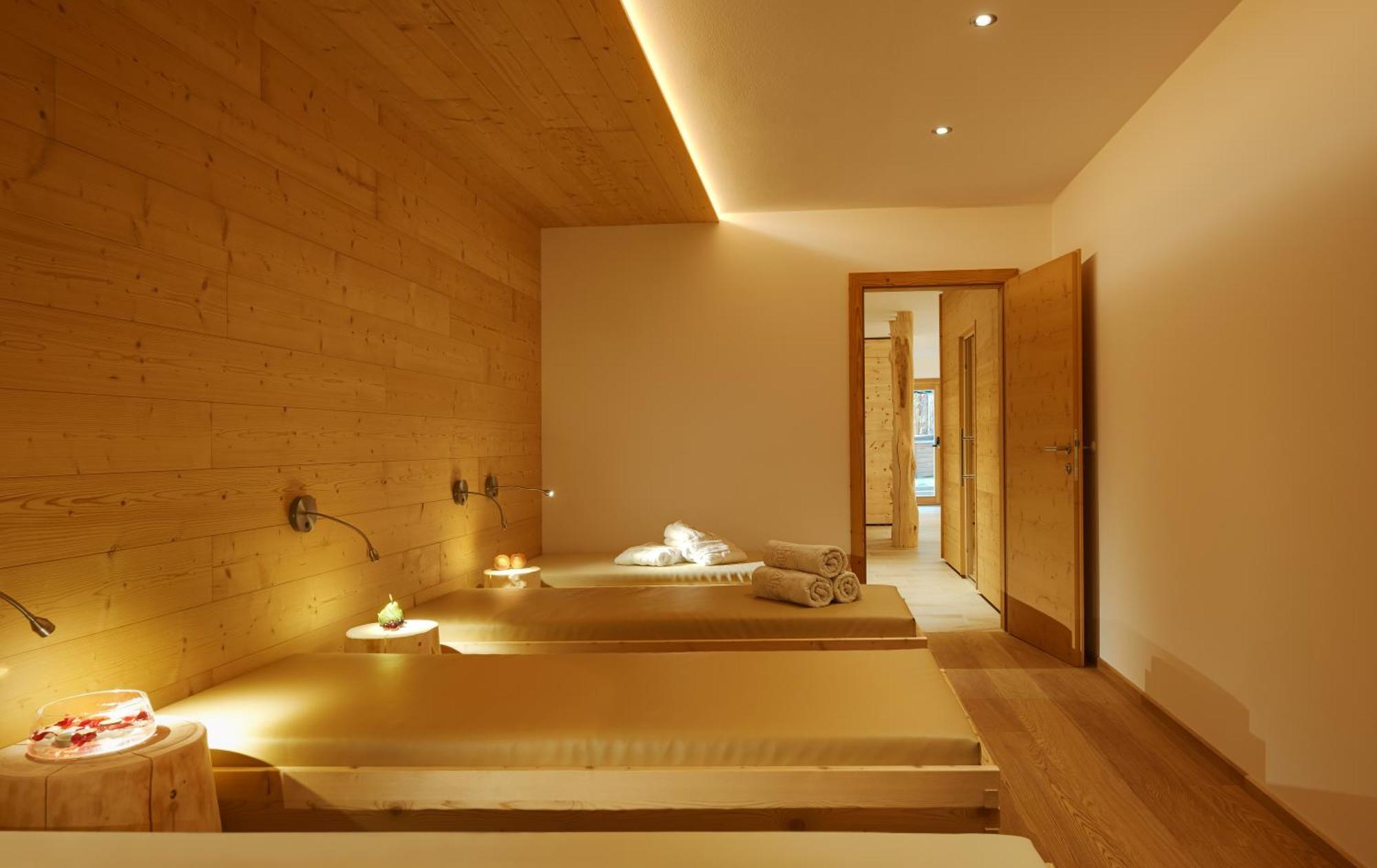 Alpin Stile Hotel Laion Buitenkant foto
